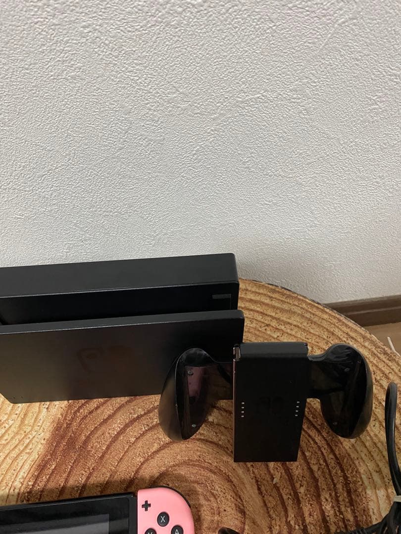 Nintendo Switch ニンテンドースイッチ本体　PNK 箱無し