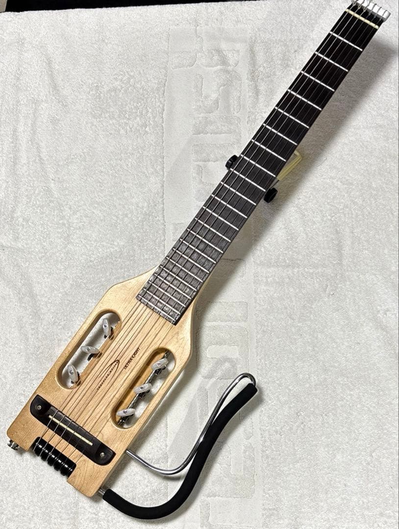 ★TRAVELER GUITAR/ トラベラーギター