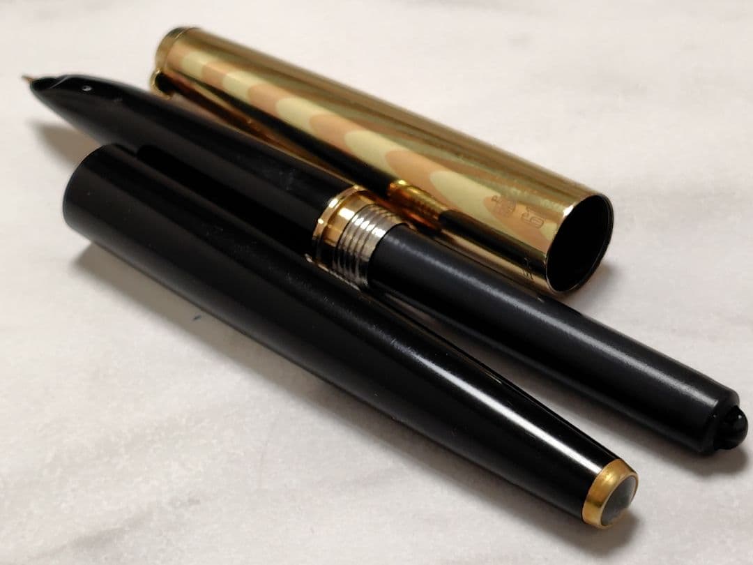 訳あり　パーカー　61　万年筆　レインボーキャップ　筆記未確認