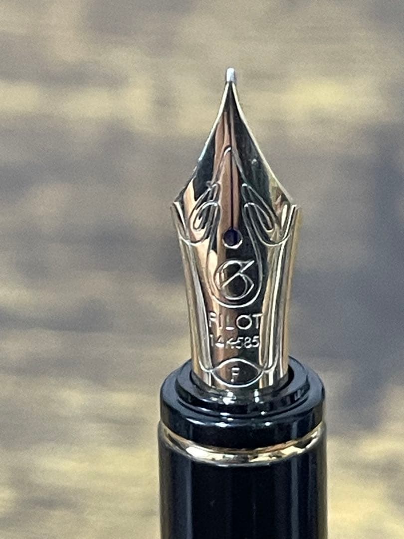 試筆のみ　1996年製　初期型　グランセ　ルビーレッド　マーブル　万年筆 細字