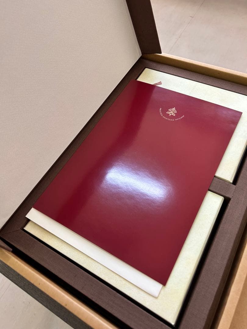 カノッサのマティルダ伝　原本複製　ヴァティカン教皇庁立図書館蔵　大型本