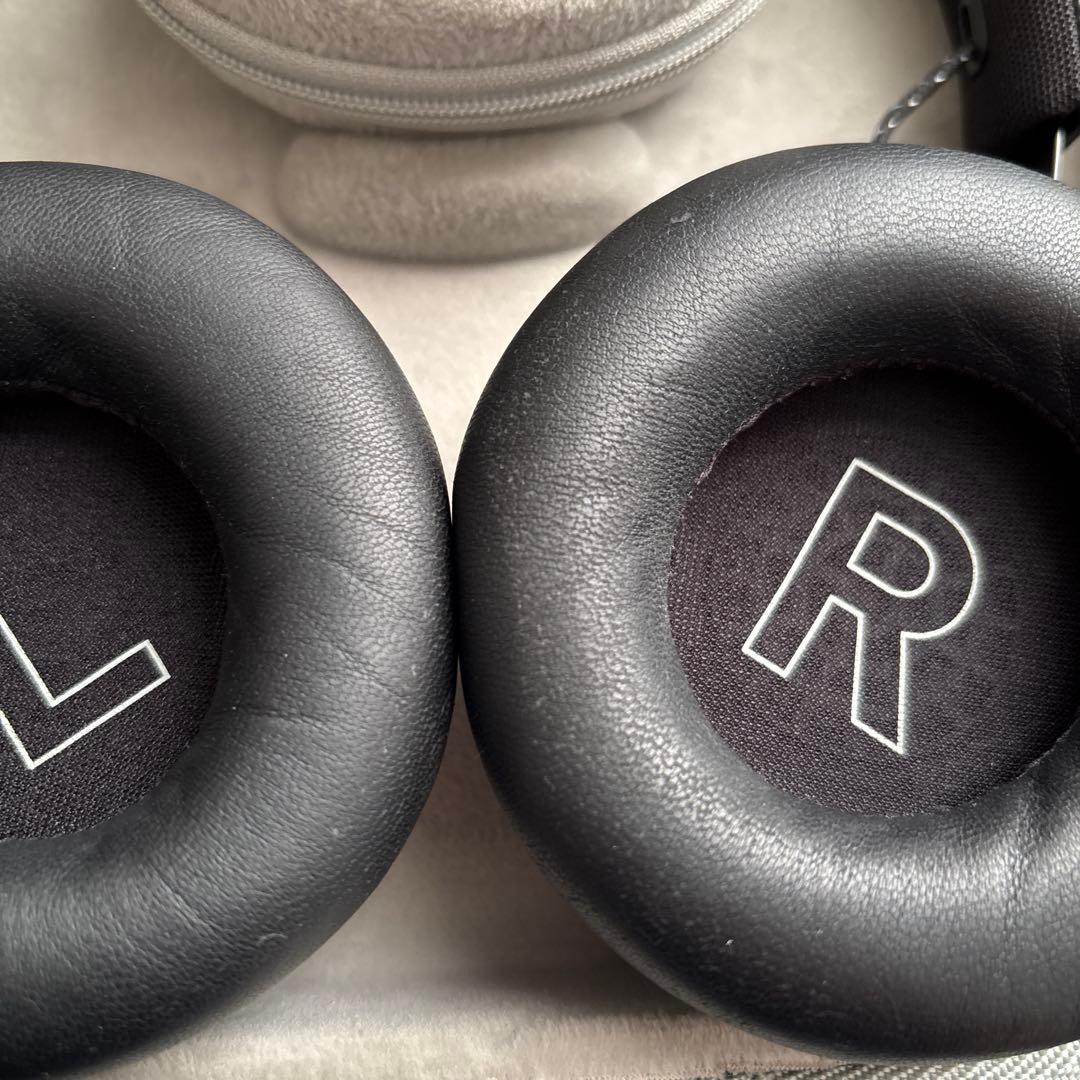 Bang & Olufsen Beoplay H4 ブラック