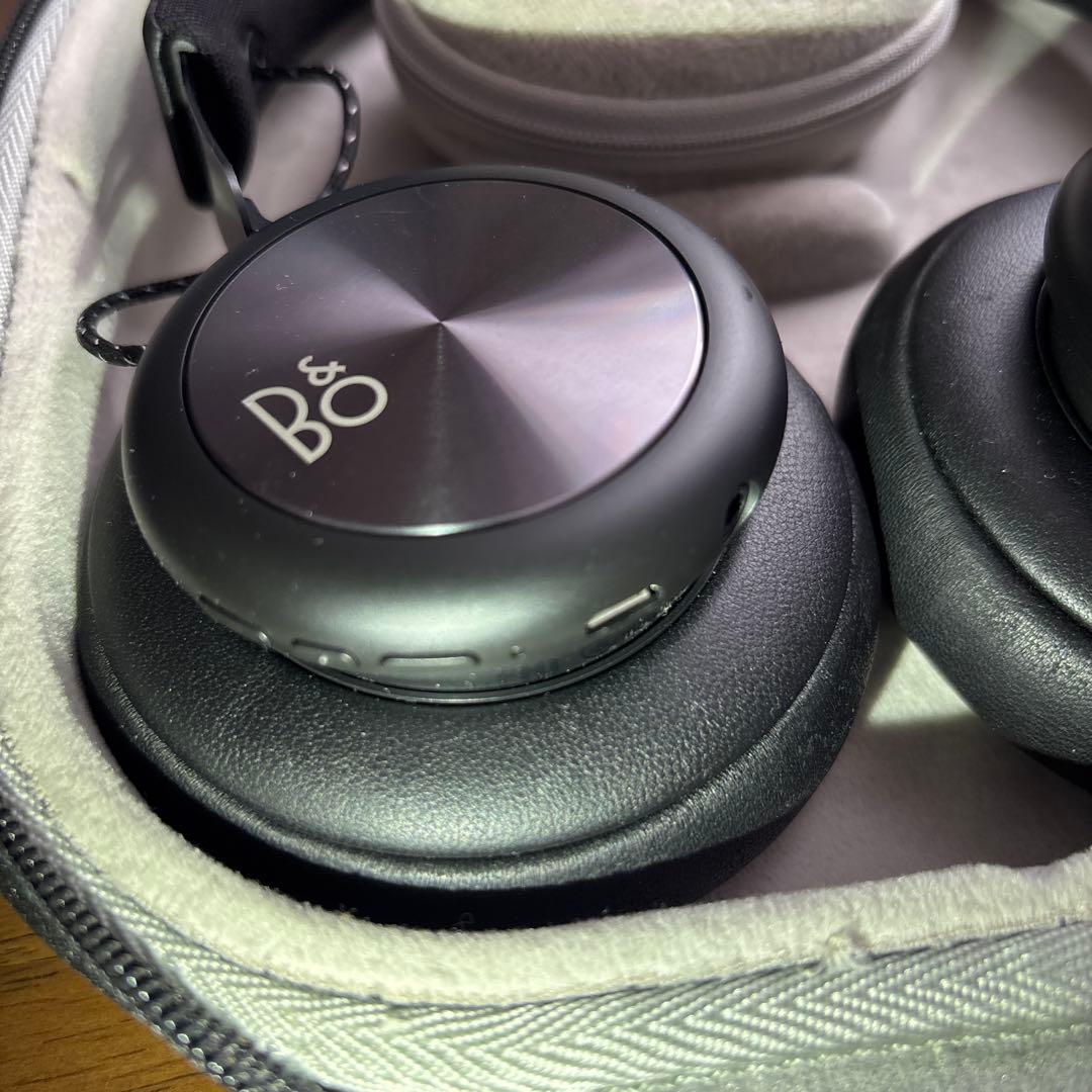 Bang & Olufsen Beoplay H4 ブラック