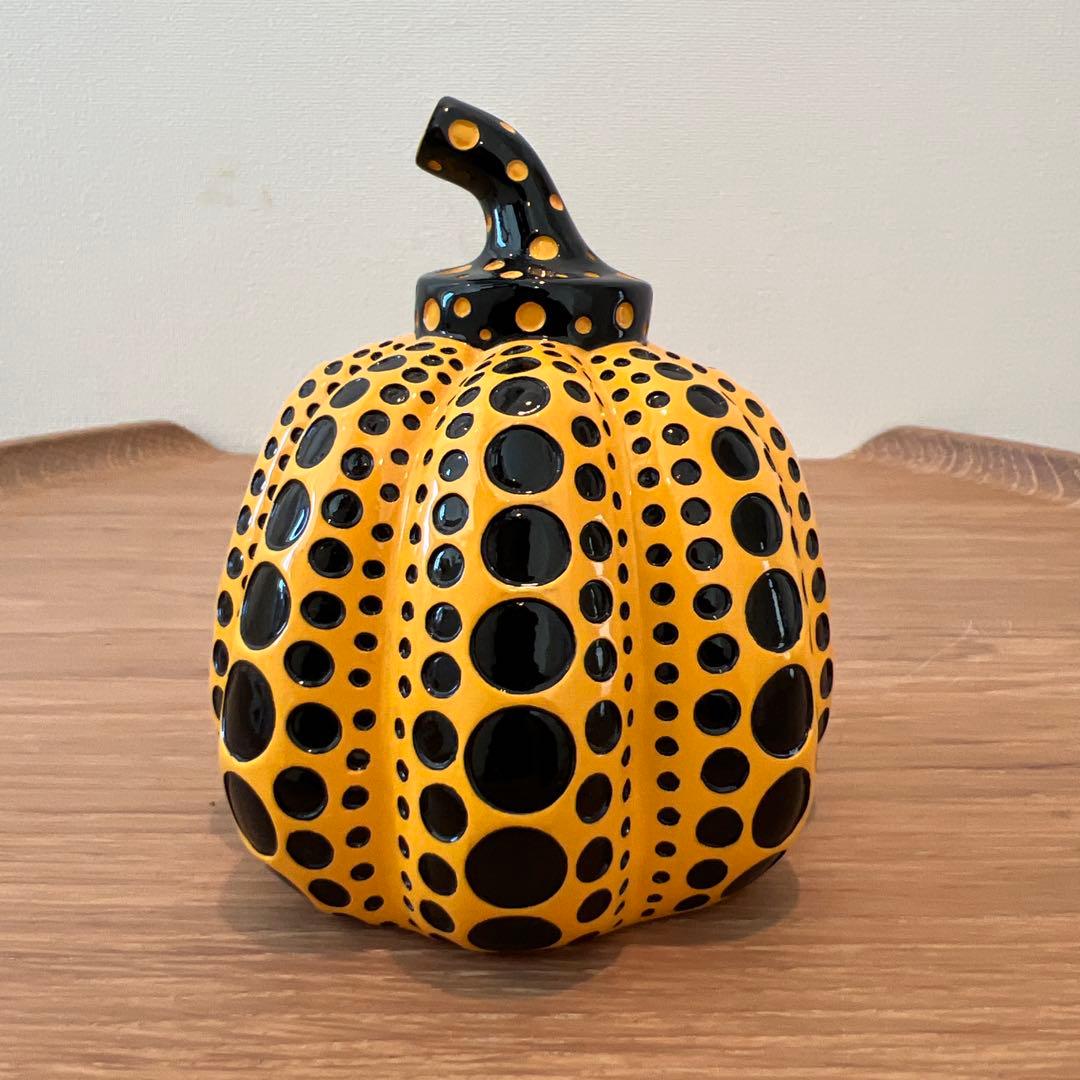 草間彌生 カボチャオブジェ・ペーパーウエイト黄色