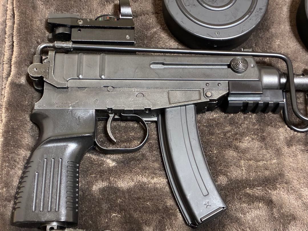 【最終値下】東京マルイ vz61スコーピオン リポ化カスタム済み ドラマガ付2丁