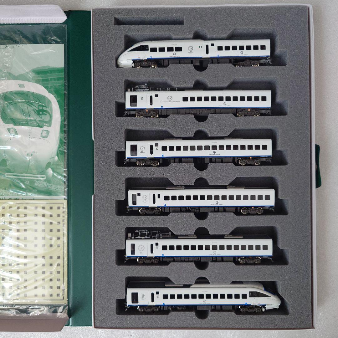 Nゲージ KATO 885系1次車 アラウンド・ザ・九州 6両セット　室内灯つき