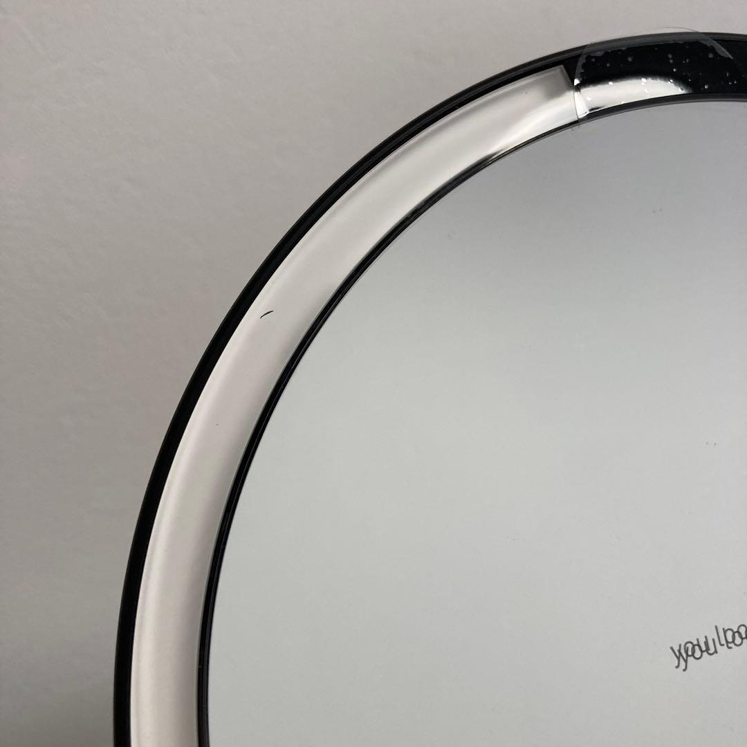 simplehuman センサー ミラー 5倍拡大　ミラーフチ部分に黒い線有り