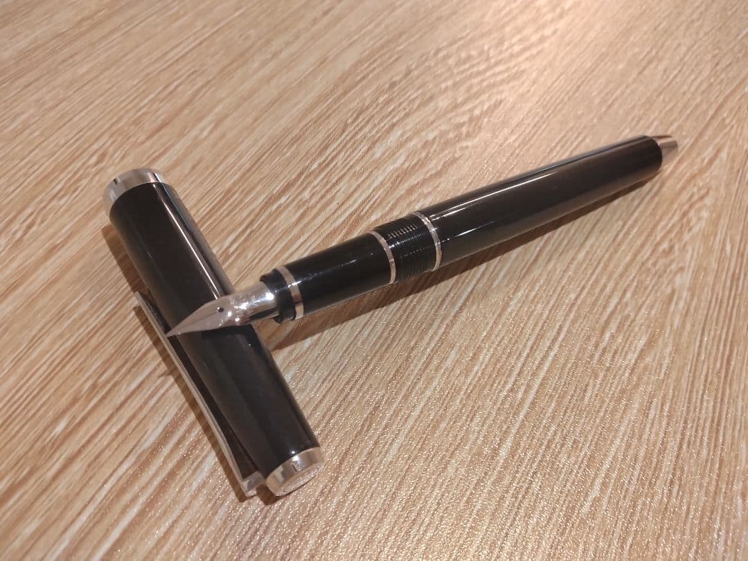 PILOT　パイロット　エラボー　ブラック　シルバー　字幅SE