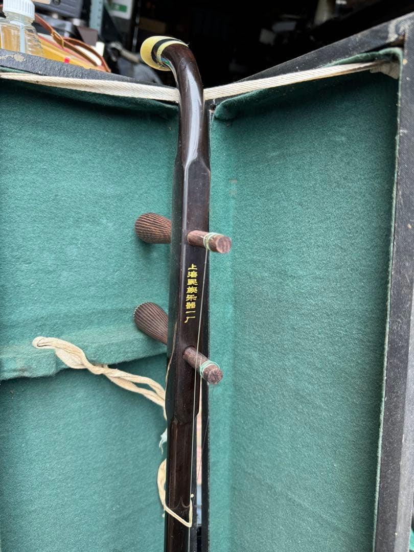 二胡　上海民族楽器　ハードケース付