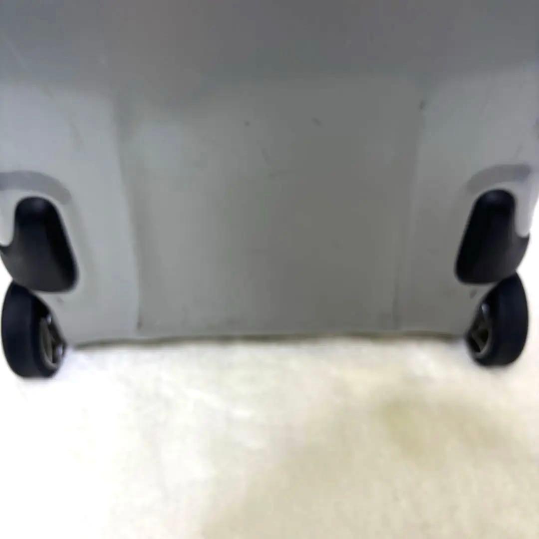 極希少TUMI キャリーケース TSAロック　ハードケース　シルバー