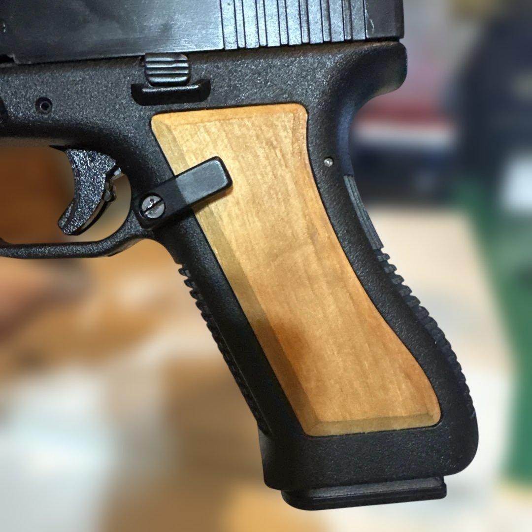 専用　MGC GLOCK 17 SEIDLER ガスガン　木製グリップ