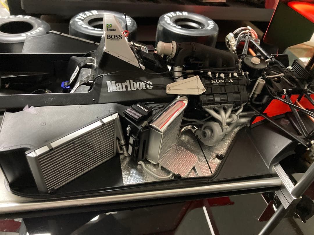 1/8 ディアゴスティーニ マクラーレン MP4/4 完成品 アイルトンセナ