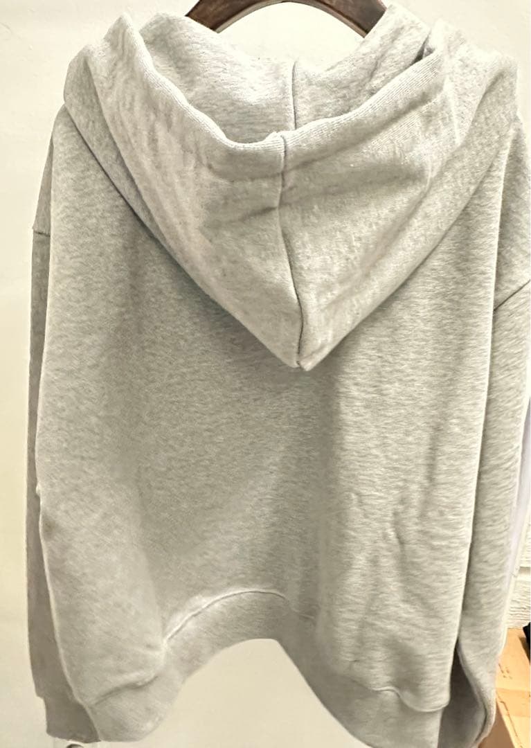 マウスラビット　パーカー　グレー　イェソン　韓国　YESTHEDAY
