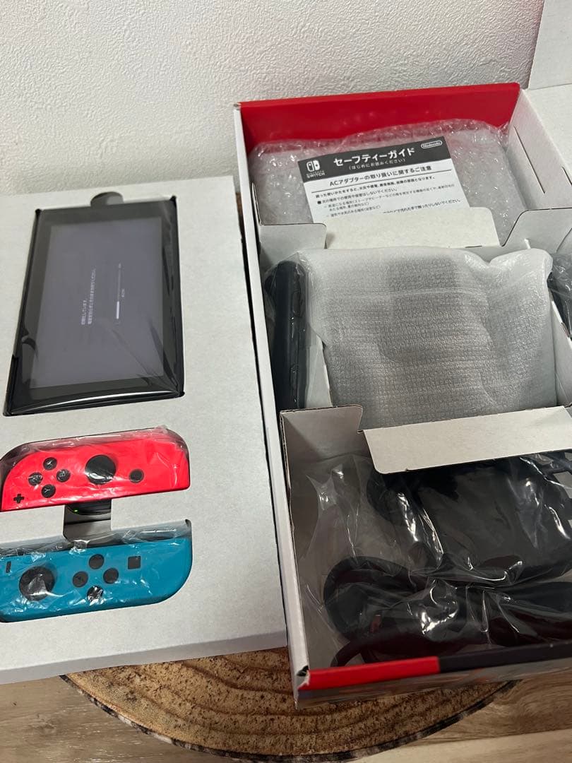 Nintendo Switch ニンテンドースイッチ本体　ネオン⑤