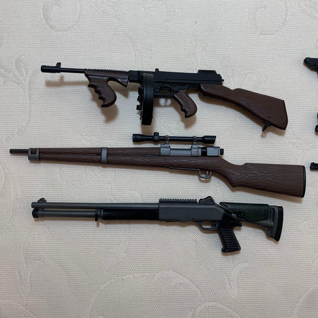 ホットトイズ　ビデオゲーム・マスターピース　バイオハザード４　レオン（ＲＰＤ版）