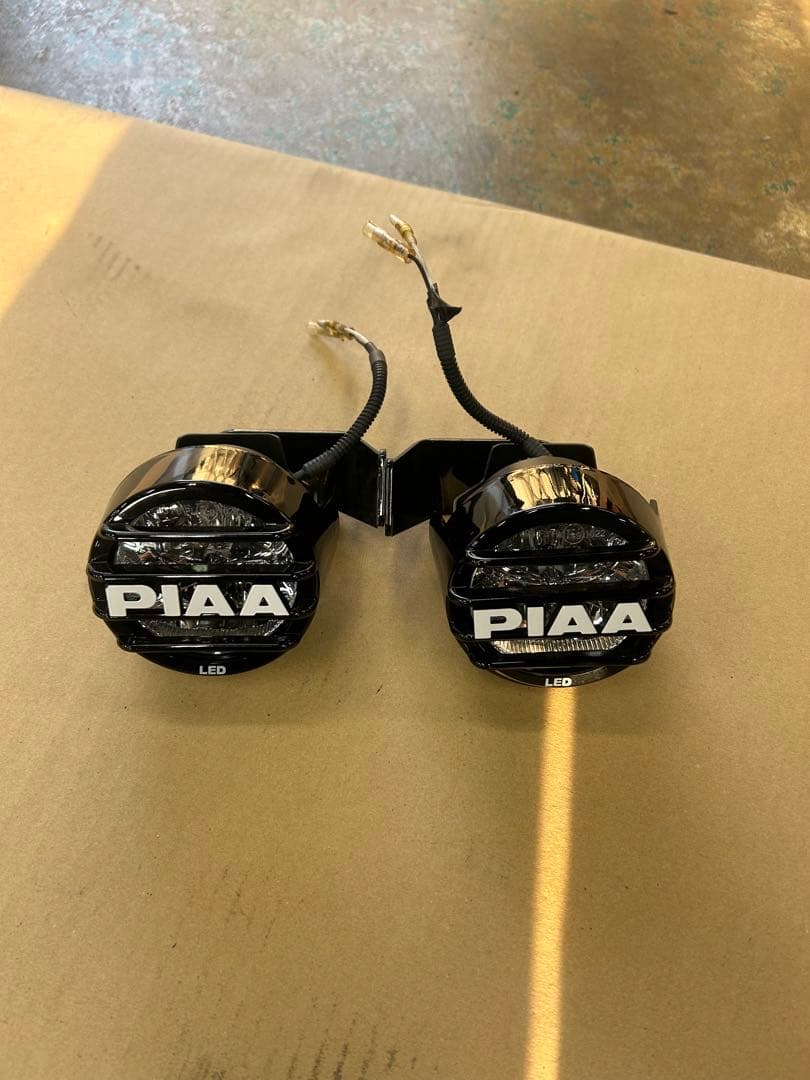 セロー250用　PIAA LEDフォグランプ2個セット ブラック