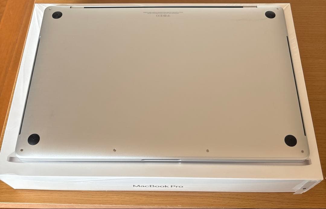 MacBook本体 MacBook Pro 16-inch 32GB, 1TB, 2019