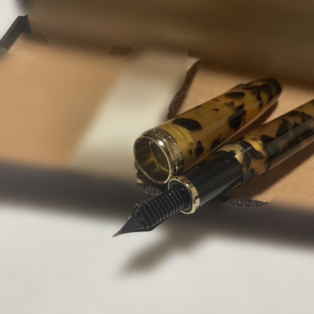 廃盤品　鼈甲　べっ甲　SAILOR セーラー　FOUNDED 1911 万年筆
