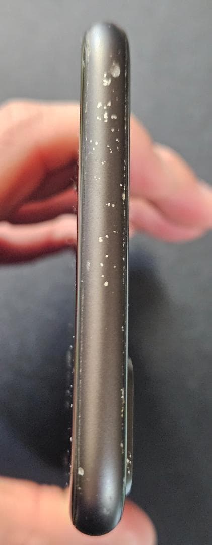 iPhone8plus 64GB 画面にひび割れ simフリー