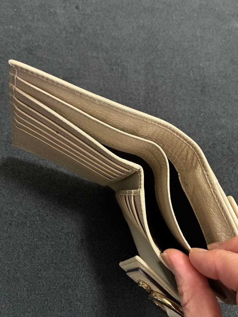 Gucci GG 二つ折り財布