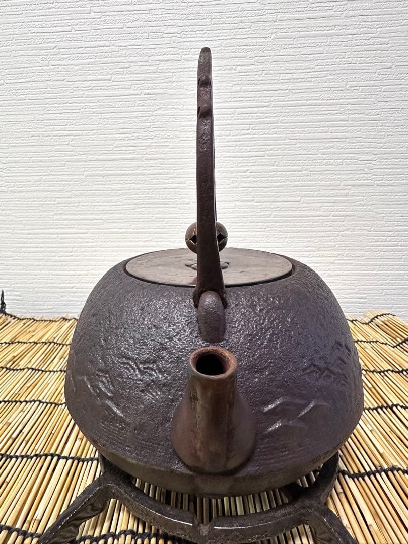 ＵＳＥＤ品、供箱、付属品付　岩手県奥州水沢幸工芸現代の名工佐藤勝久造馬蹄鉉波文