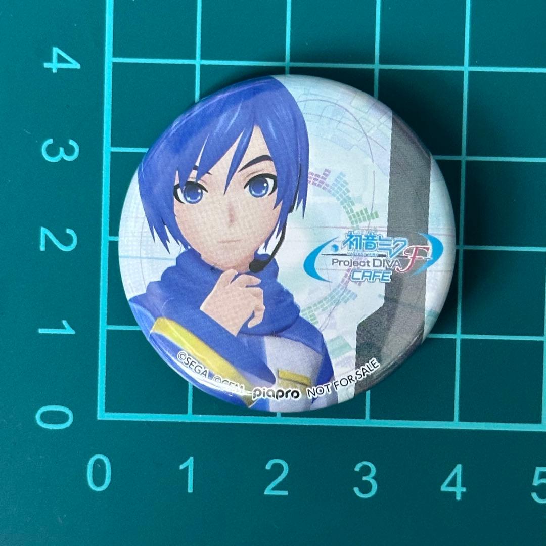 ボーカロイド初音ミク　Project DIVA F CAFE KAITO バッジ