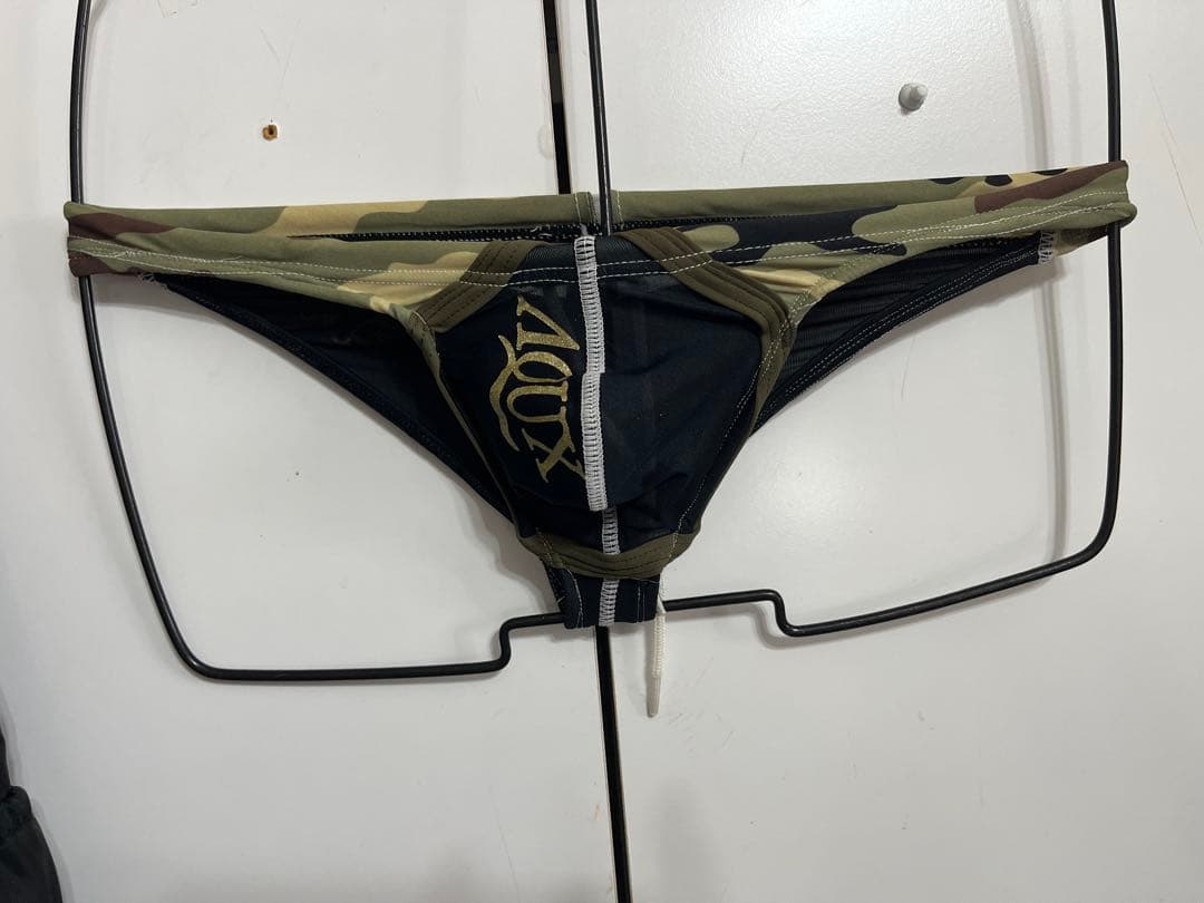 AQUX 競パン　モッコリ強調ハンケツローライズ　AQ25821S