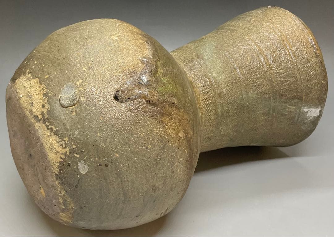 須恵器　新羅　長頸壷　自然釉　L691