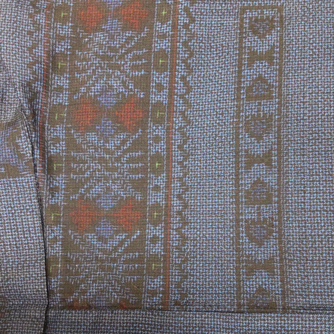 羽織り、金、プラチナ、漆使用。