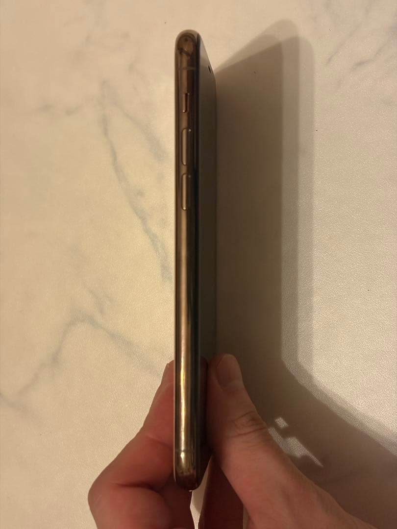 美品　Apple iPhone11Pro 256GB ゴールド