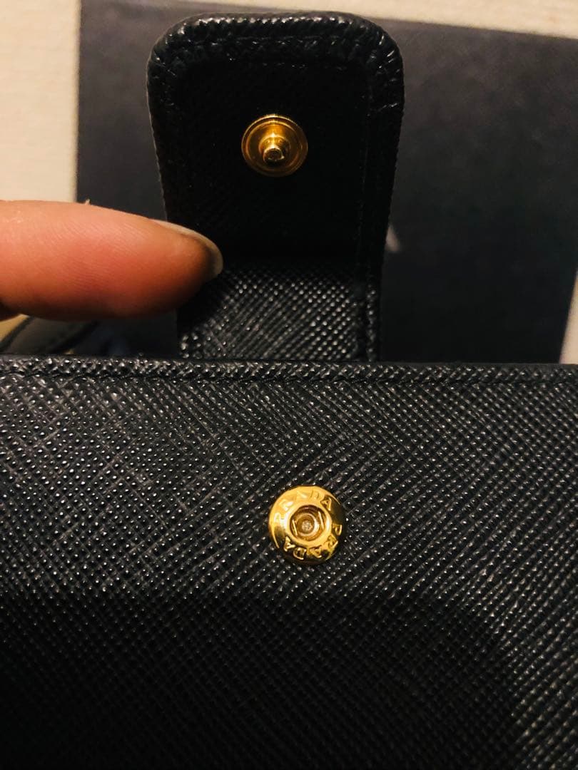 PRADA 二つ折り財布 サフィアーノレザー(ICチップ(RFID)搭載)