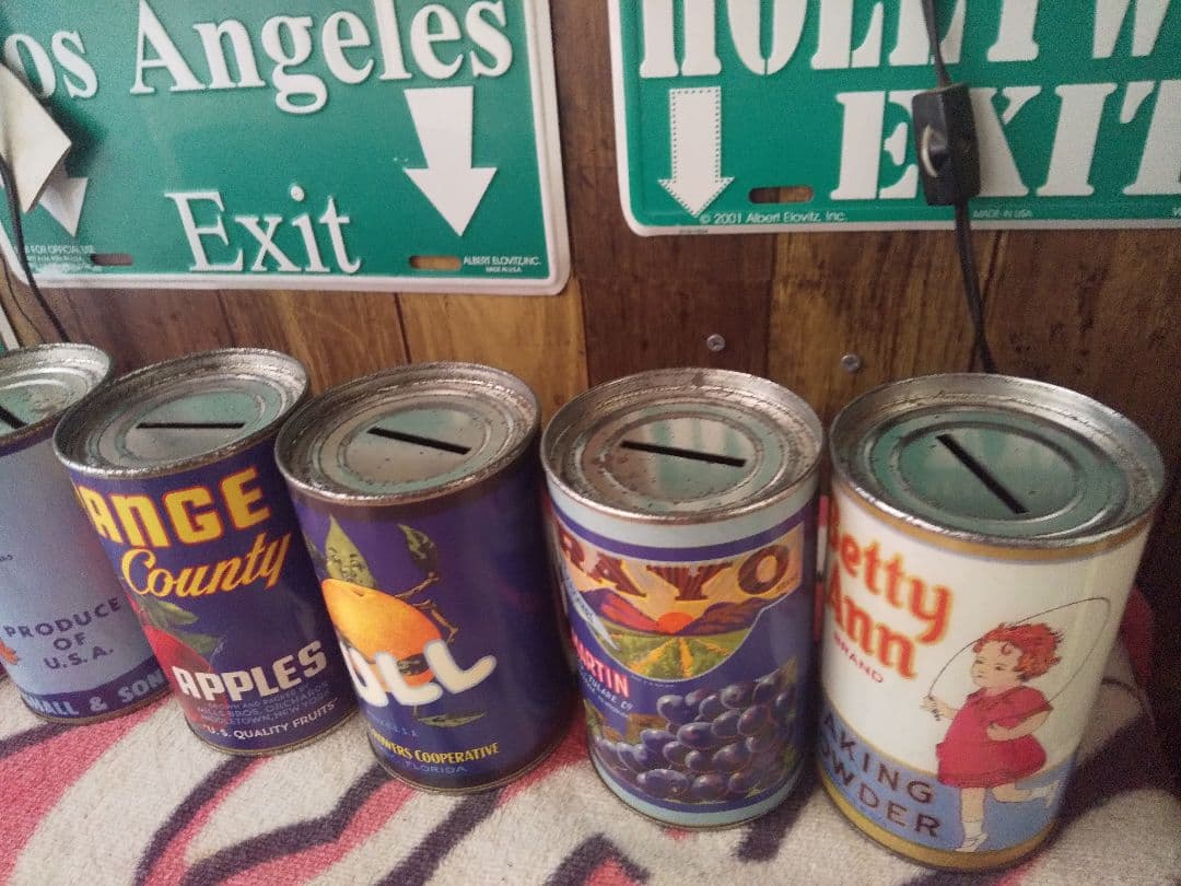 レトロ、アンティーク風 缶詰型の貯金箱7つセット スチール缶アメリカン雑貨