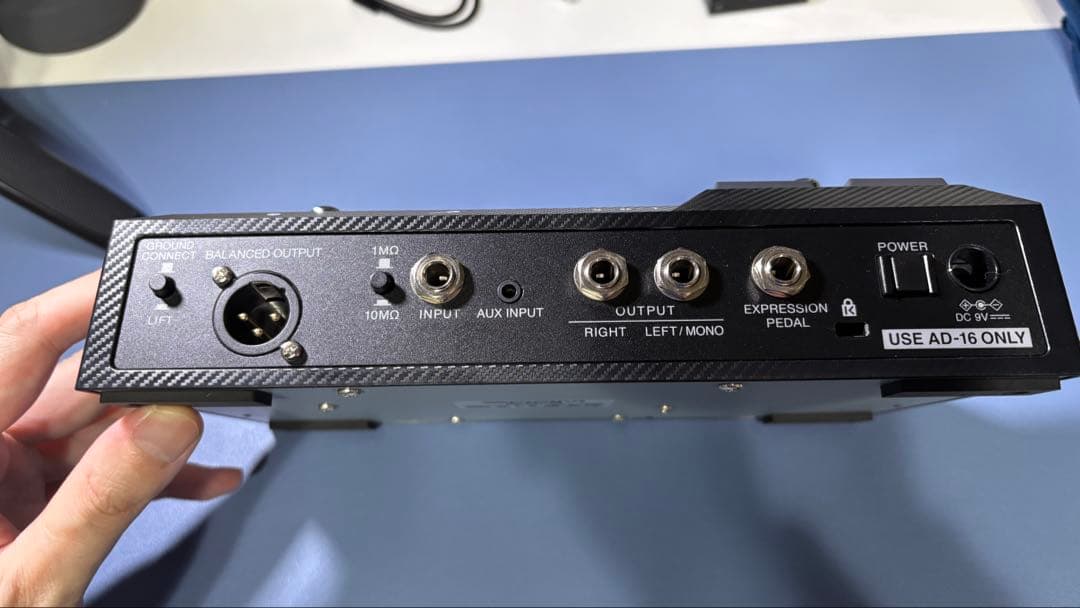 ZOOM B2 Four ベースエフェクター