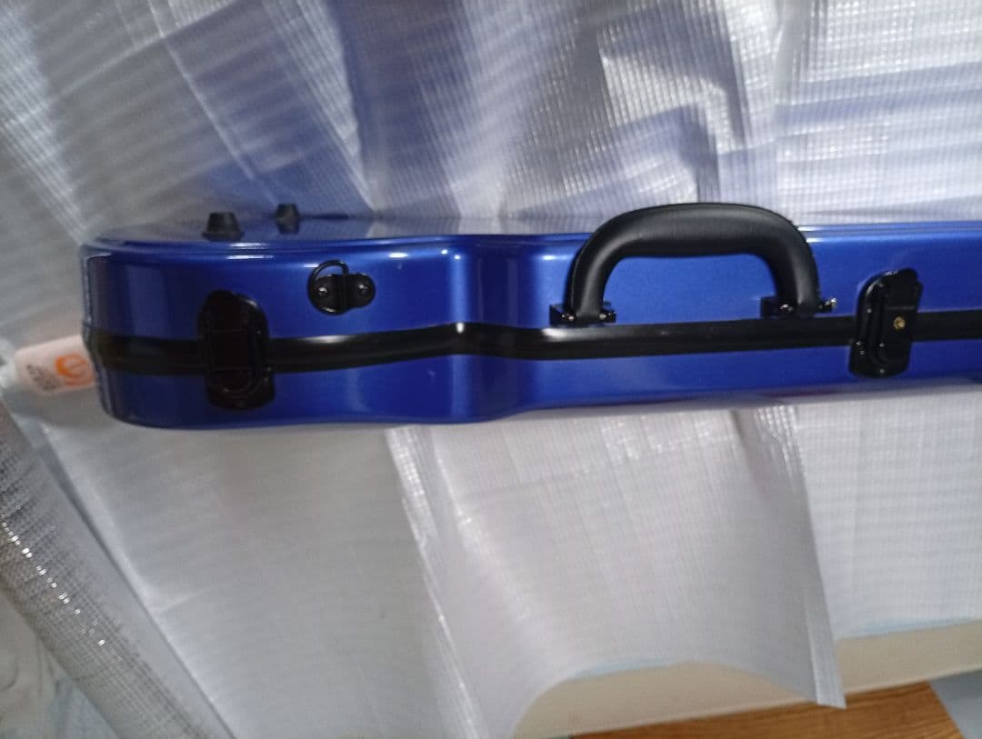 V alente バイオリンケース 　　　4/4サイズ ハードケース青色