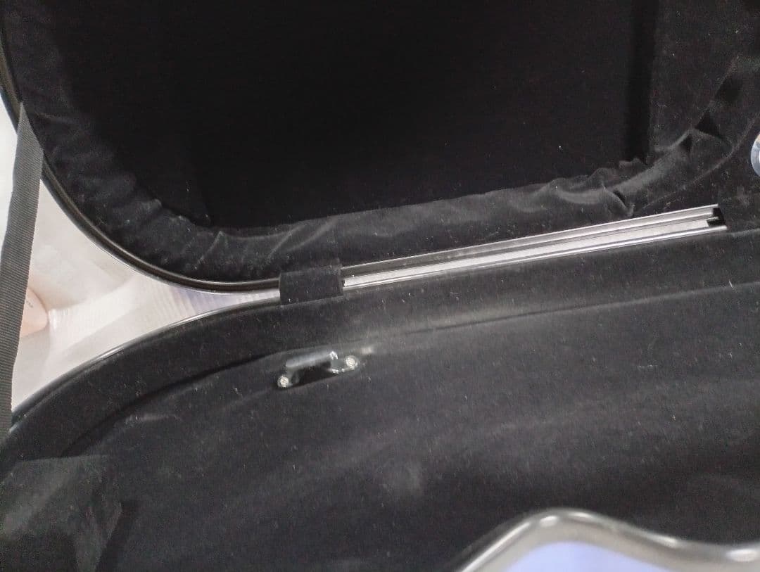 V alente バイオリンケース 　　　4/4サイズ ハードケース青色