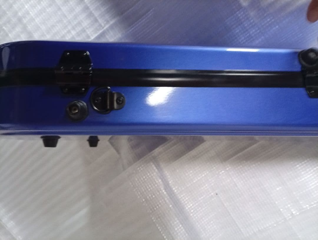 V alente バイオリンケース 　　　4/4サイズ ハードケース青色