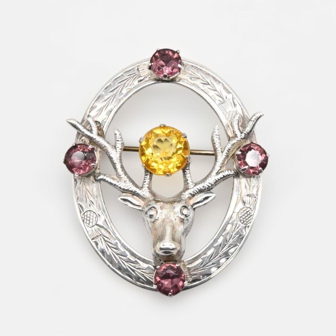 シカの銀製ブローチ　シルバー 英国 スコットランド ケルト　s0922