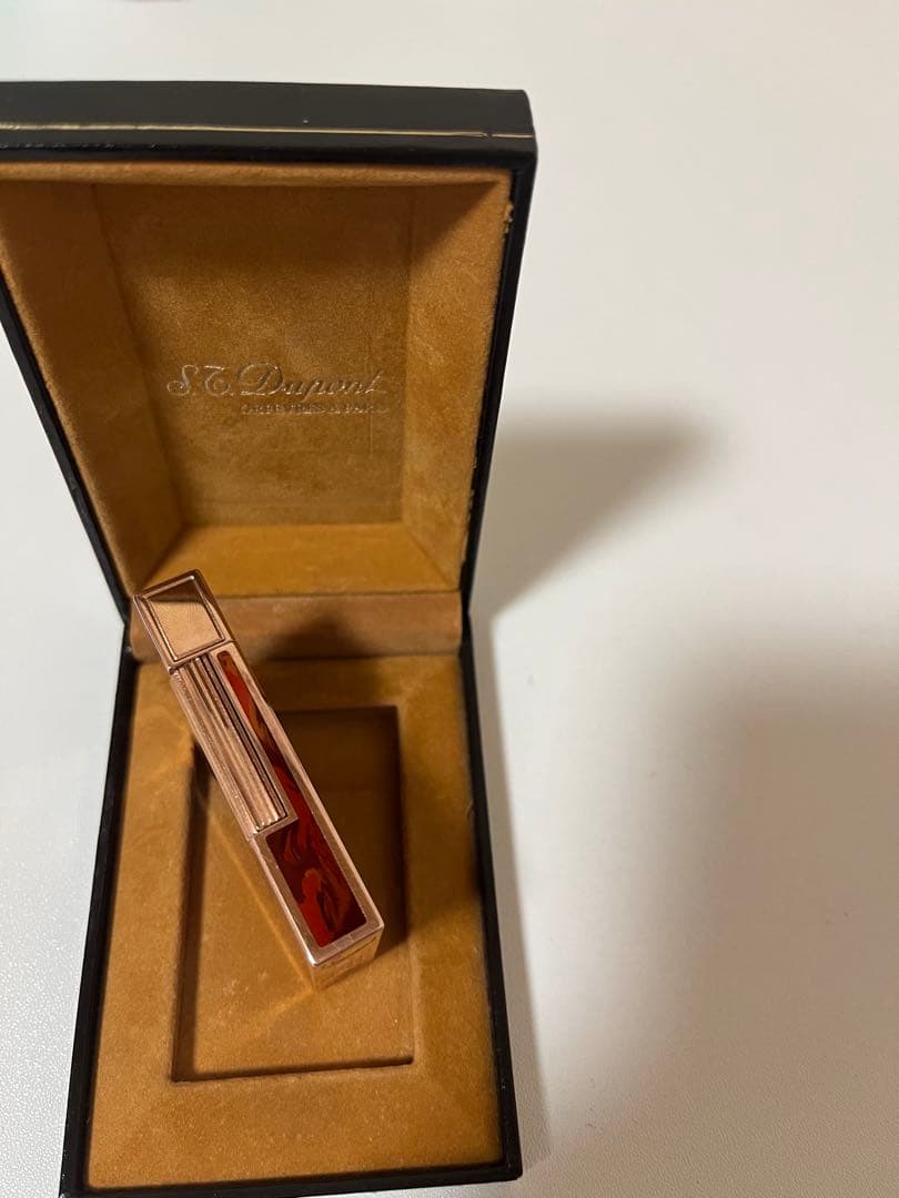デュポンライター　ガスライター　超レアモデル、純正漆　高額モデル　ほぼ新品　本物