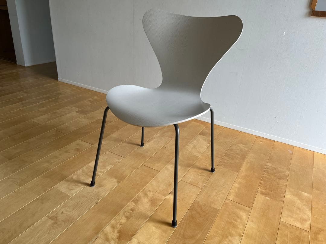 Fritz Hansen グレー スツール 2021年製