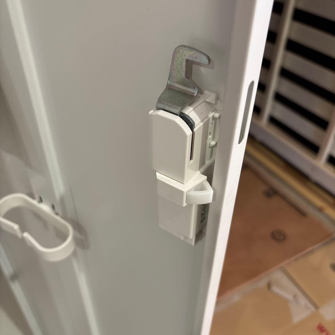 ロッカー　ホワイト　２つ