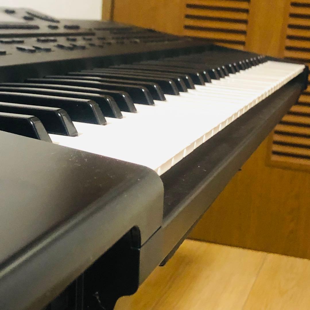 【美品】KORG i3 MUSIC WORKSTATION