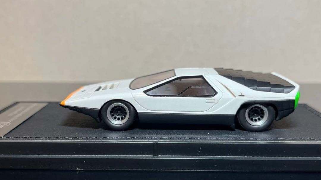 訳あり）ミニカー 1/43 トップマルケス アルファロメオ カラボ 白