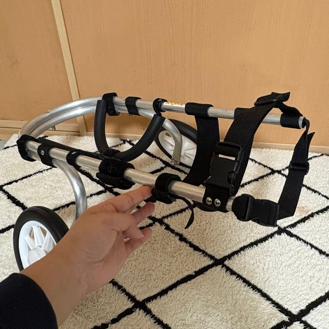 中型犬用車いす　ポチの車イス