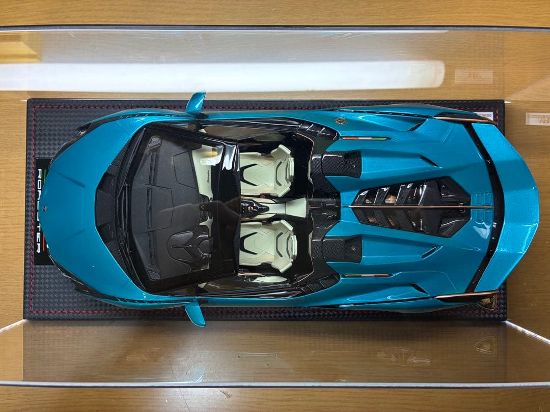 1/18 ランボルギーニ　シアンロードスター