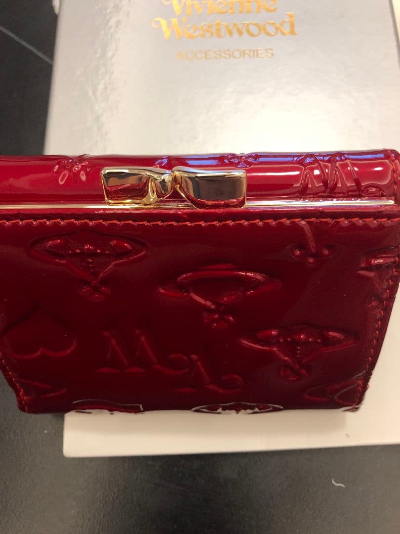 Vivienne Westwood エナメル三つ折り財布 レッド