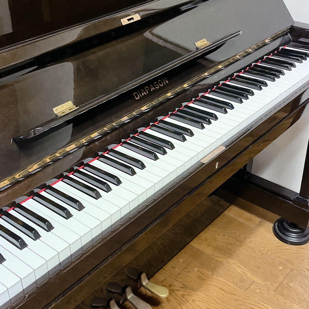 ディアパソン 132-BW アップライトピアノ　サイレント（消音機能）付き