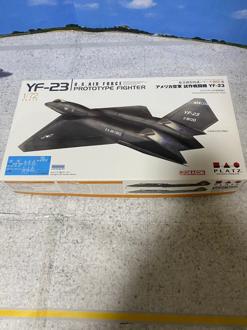 限定価格　YF-23 1/72スケール　プラモデル完成品
