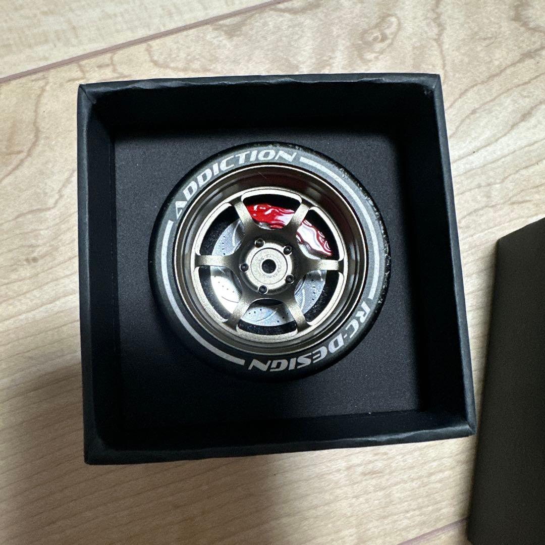 ADDICTION アディクション　ステアリングホイール　フタバ　サンワ