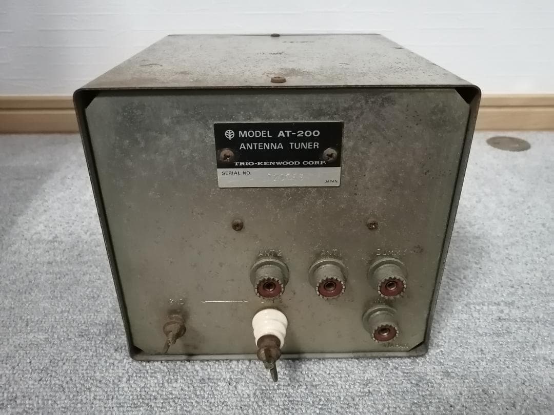 【中古】TRIO アンテナチューナー　AT-200　アマチュア無線