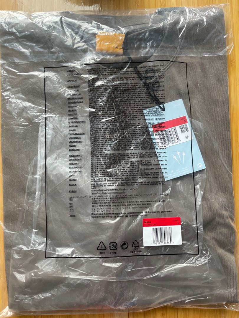 海外限定色☆ナイキx NOCTA【ショートスリーブグラフィックT】ブラウンL新品